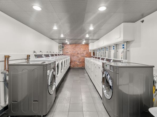 42 8th 2302, Boston MA 02129