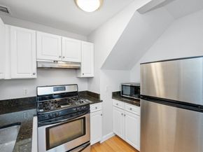42 8th 2302, Boston MA 02129