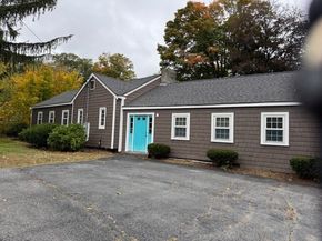 216 Boston Rd, Southborough MA 01772