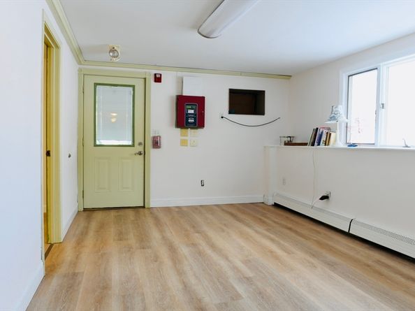 261 Washington St, Pembroke MA 02359