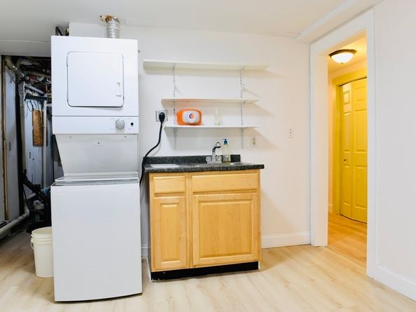 261 Washington St, Pembroke MA 02359