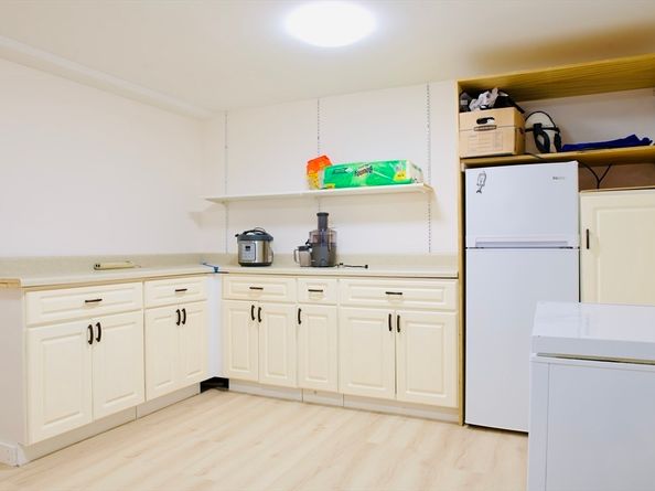 261 Washington St, Pembroke MA 02359