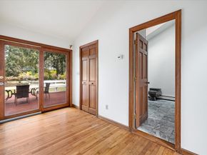 250 Shrewsbury St, Holden MA 01520