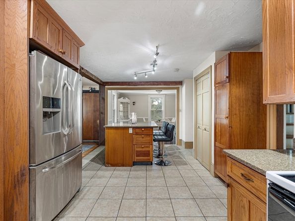 250 Shrewsbury St, Holden MA 01520