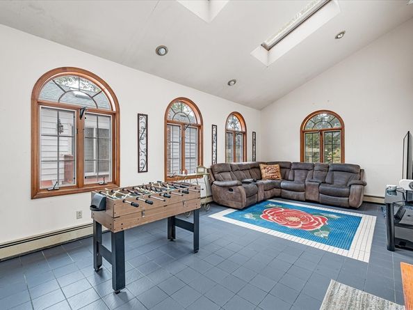 250 Shrewsbury St, Holden MA 01520