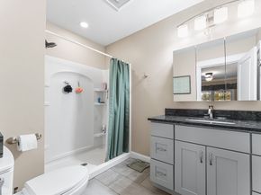 22 Washington St, Mendon MA 01756