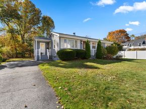 48 High Street Extension, Westborough MA 01581