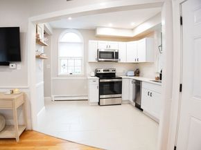 44 Washington St C, Newburyport MA 01950