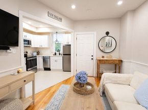 44 Washington St C, Newburyport MA 01950