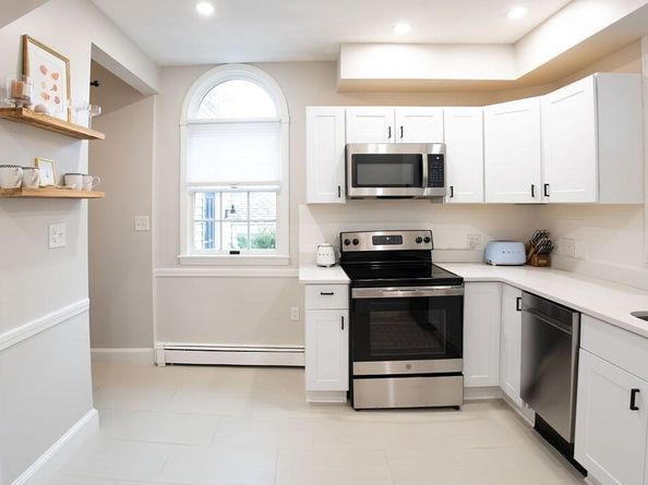 44 Washington St C, Newburyport MA 01950