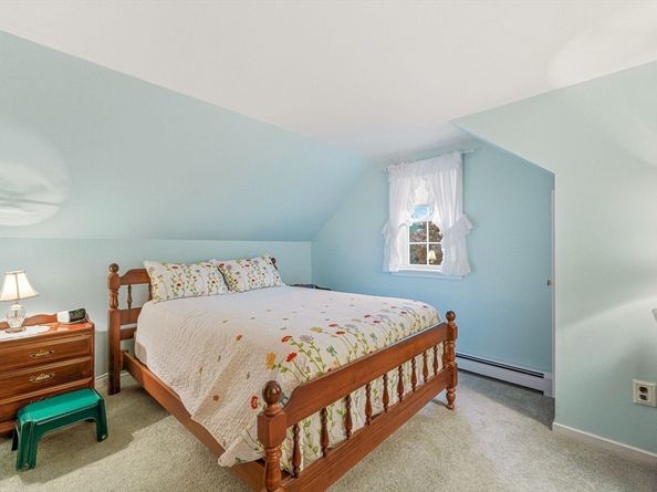 11 Worthen Ave, Weymouth MA 02188