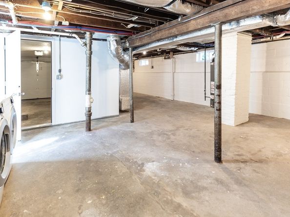 15 Cornell St, Boston MA 02131