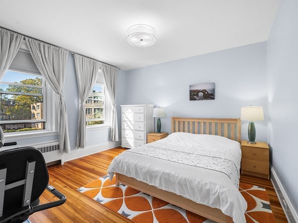 18 Browne St 2, Brookline MA 02446