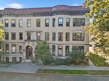 18 Browne St