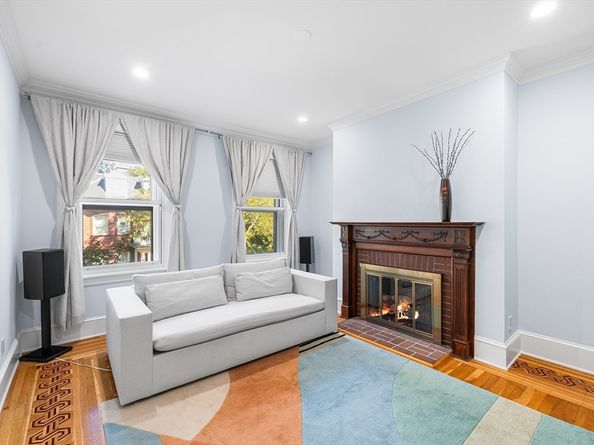 18 Browne St 2, Brookline MA 02446
