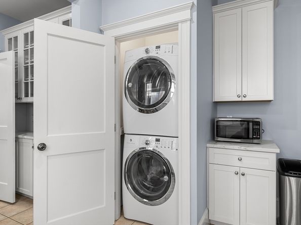 18 Browne St 2, Brookline MA 02446