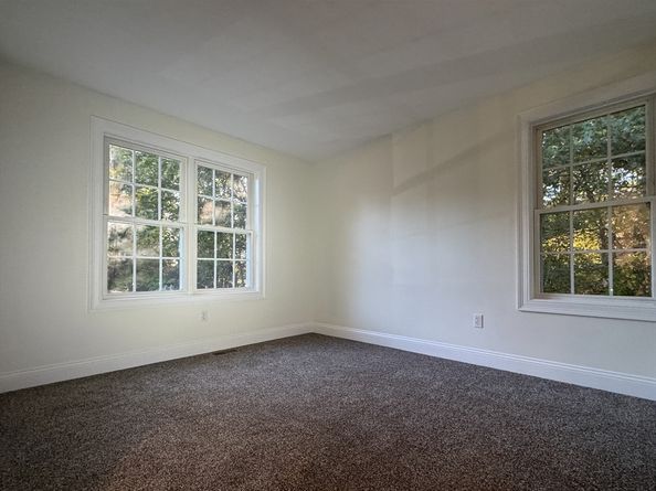93 Porter St, Whitman MA 02382