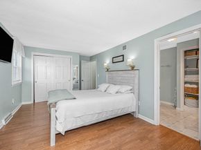 38 Scotty Hollow Dr E, Chelmsford MA 01863