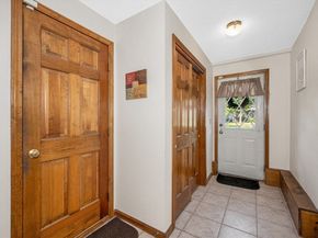 38 Scotty Hollow Dr E, Chelmsford MA 01863