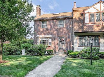 38 Scotty Hollow Dr