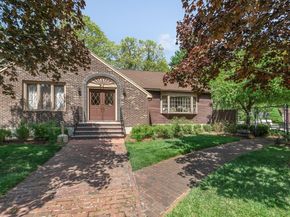 38 Scotty Hollow Dr E, Chelmsford MA 01863