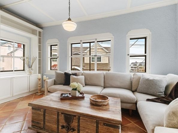33 Waldron Street, Marblehead MA 01945