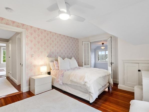 33 Waldron Street, Marblehead MA 01945