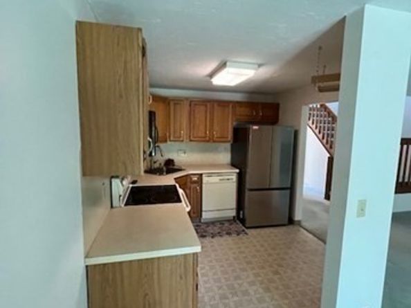 920 Ridgefield Cir C, Clinton MA 01510