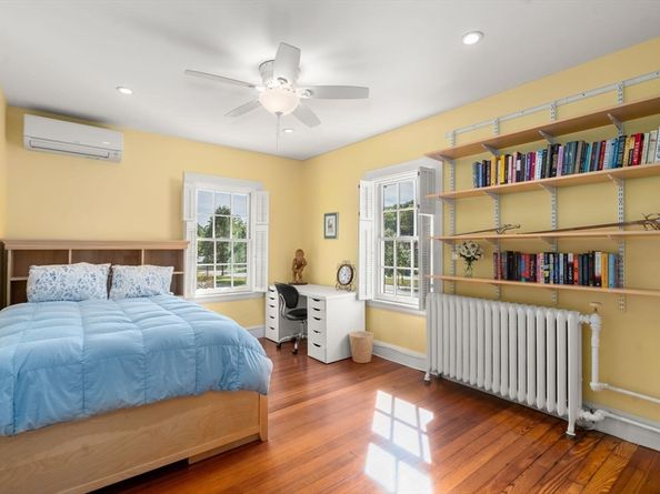54 Arborway, Boston MA 02130