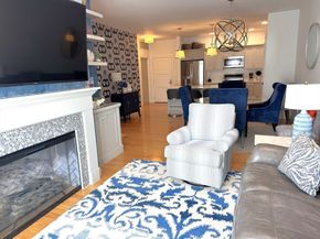 1 Revolution Way 307, Canton MA 02021