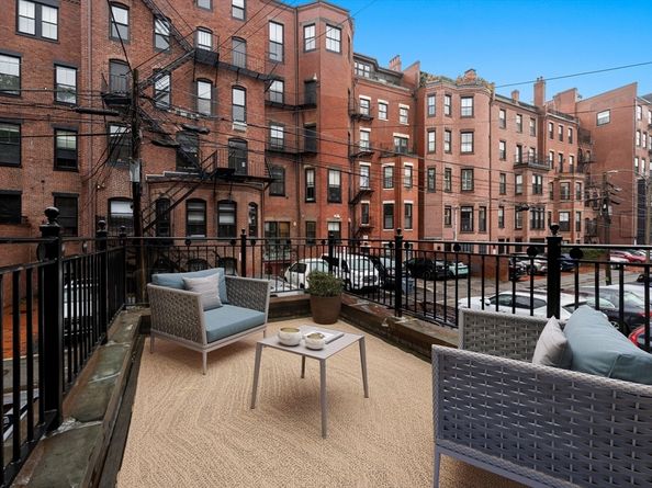 321 Beacon Street, Boston MA 02116