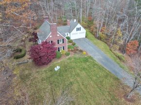 4 Black Hill Road, Paxton MA 01612