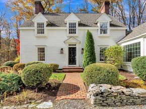 4 Black Hill Road, Paxton MA 01612