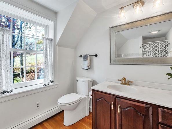 4 Black Hill Road, Paxton MA 01612