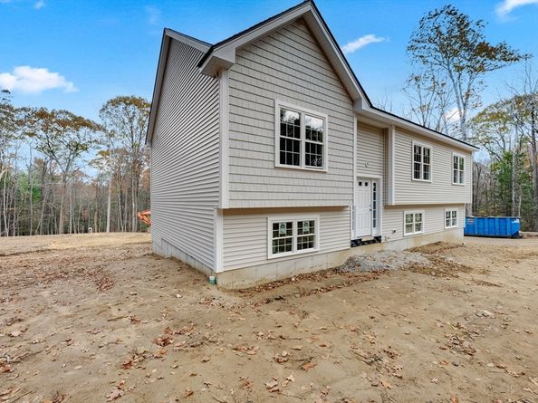 87 Vinton Road, Holland MA 01521