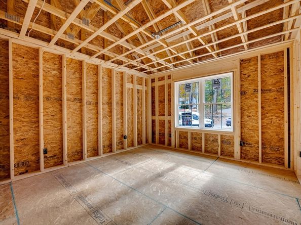 87 Vinton Road, Holland MA 01521