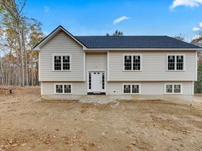 87 Vinton Road, Holland MA 01521