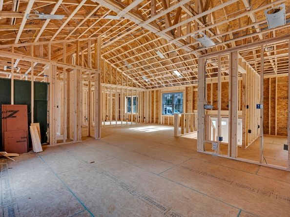 87 Vinton Road, Holland MA 01521