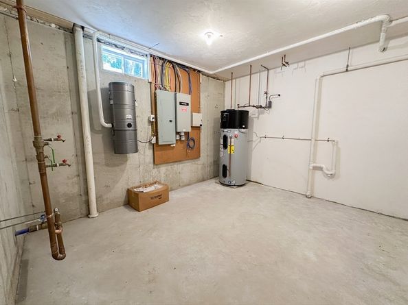 16R Eldor Dr, Walpole MA 02071