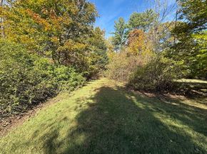 5 Old Coldbrook Rd, Barre MA 01005