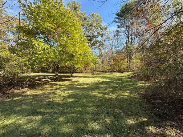 5 Old Coldbrook Rd, Barre MA 01005