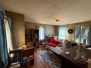 5 Old Coldbrook Rd, Barre MA 01005