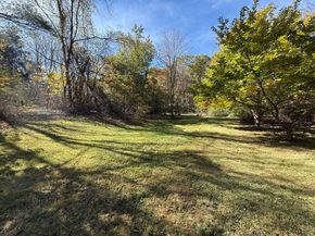 5 Old Coldbrook Rd, Barre MA 01005