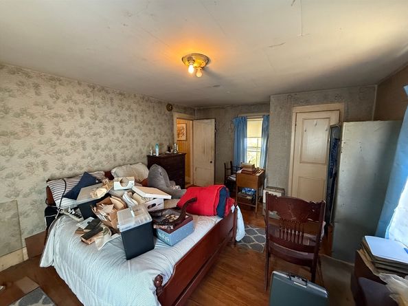 5 Old Coldbrook Rd, Barre MA 01005