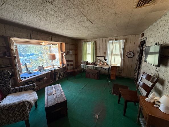 5 Old Coldbrook Rd, Barre MA 01005