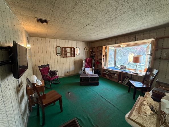 5 Old Coldbrook Rd, Barre MA 01005
