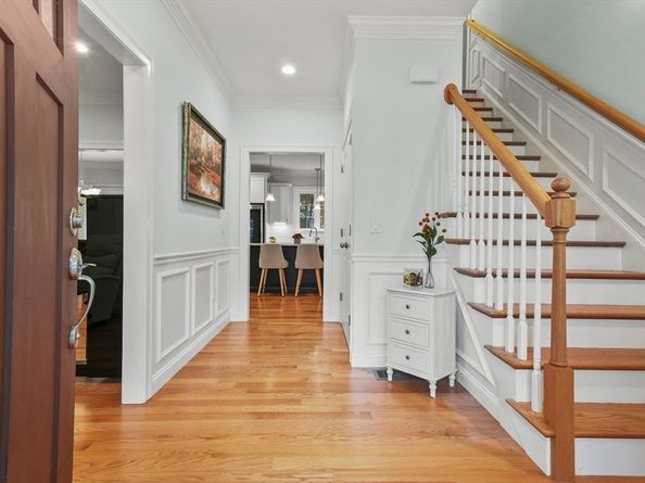 18 Beacon St 18, Woburn MA 01801