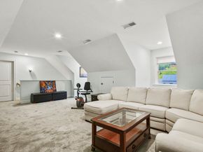 18 Beacon St 18, Woburn MA 01801