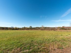 61 Boutelle Road, Sterling MA 01564