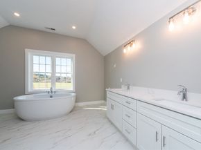 61 Boutelle Road, Sterling MA 01564